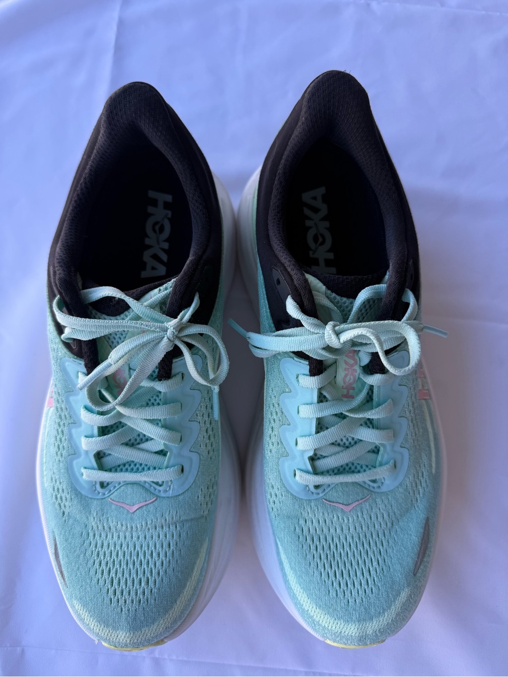 HOKA Bondi 9 Running Shoes Mint/Aqua Pink Accent Women’s US 9.5B - Picture 2 of 7